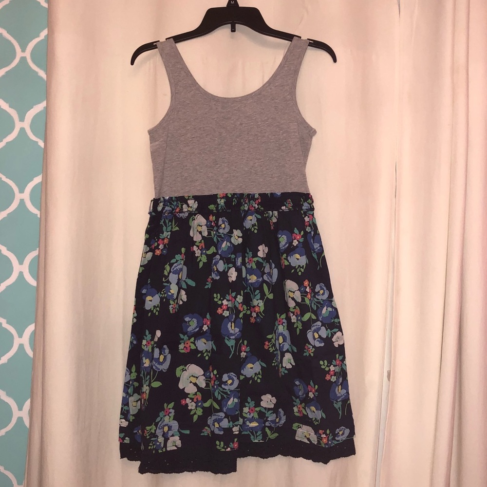 Children’s Comfy Gray + Floral Dress w/ Lace